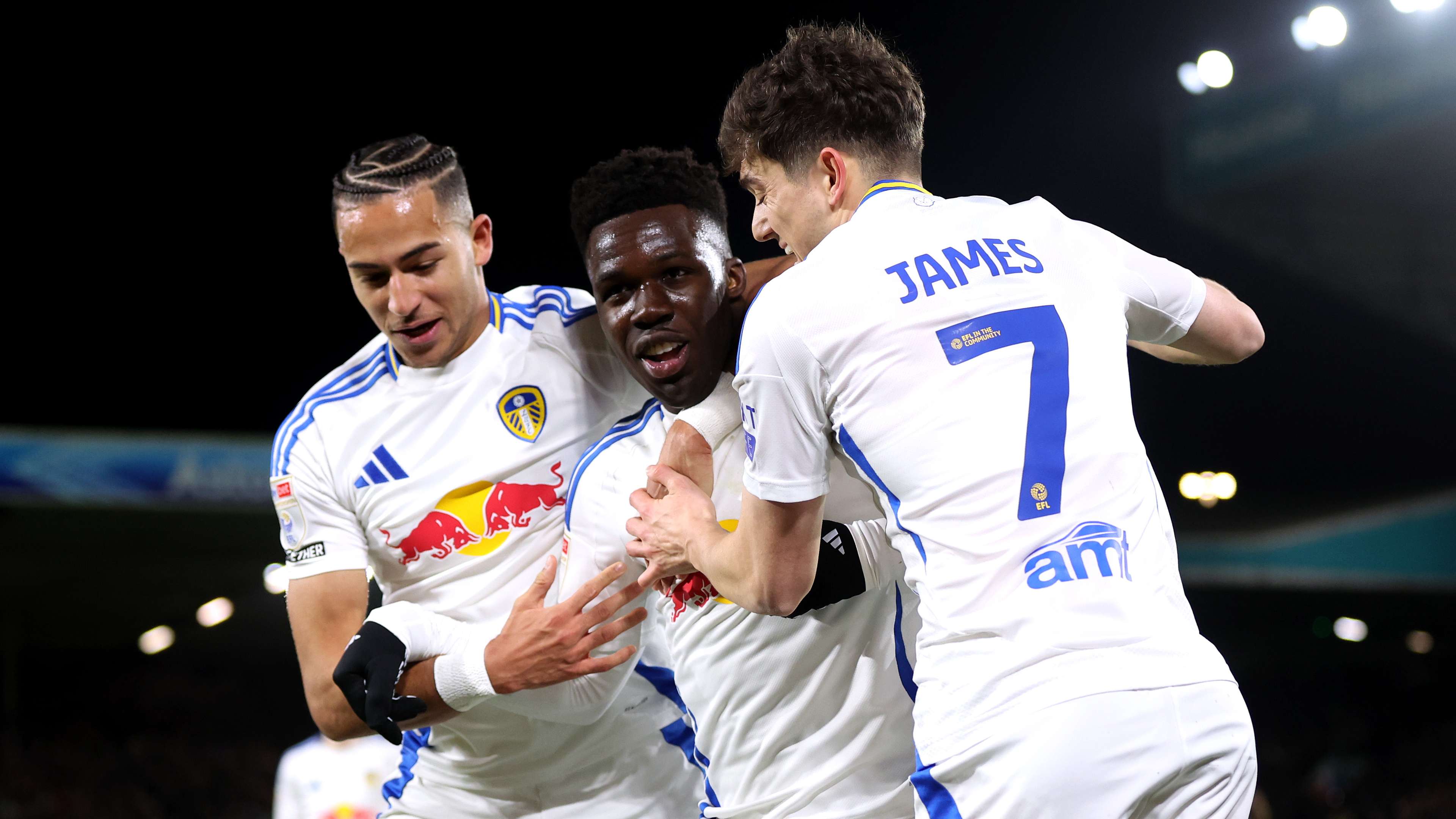 组比赛中 组比赛中